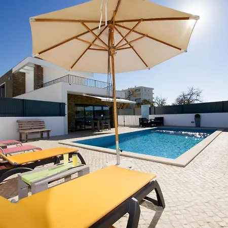Villa Alto Da Colina - Moderna E Espacosa - Localizacao Pêra